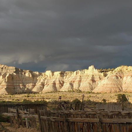 Log Cottages At Bryce Canyon #2 卡农维尔 外观 照片