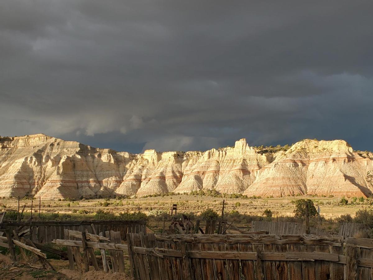 Log Cottages At Bryce Canyon #2 卡农维尔 外观 照片