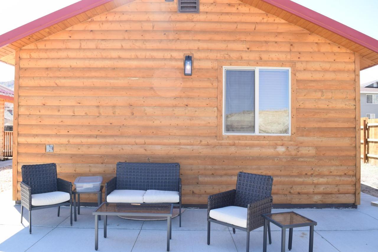 Log Cottages At Bryce Canyon #2 卡农维尔 外观 照片